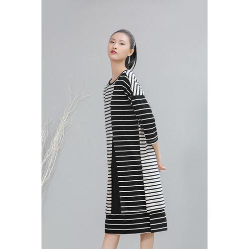 莉佳麗中長款沙灘裙高品質女裝甄妍服裝產品批發