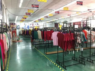 國慶低至5元一件!真絲服裝買一送一!鼎達瑪工廠店進店任性送!