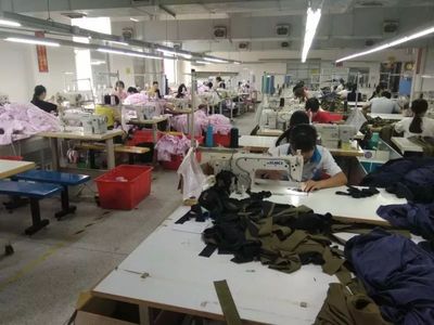 走進企業，暖心回訪——記我校就業學生回訪紀實之服裝輔料銷售篇